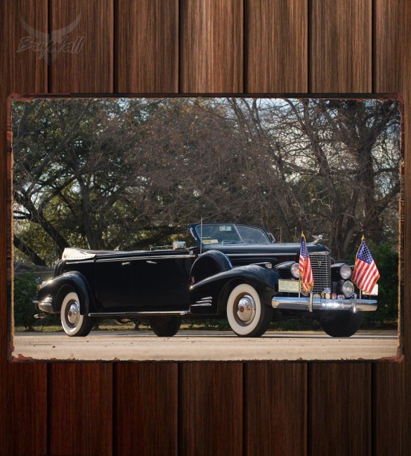 Металлическая табличка Cadillac V16 Presidential Convertible Limousine Металлическая табличка Cadillac V16 Presidential Convertible Limousine